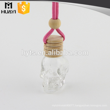 Skull shape hanging car used glass car diffuser bottle